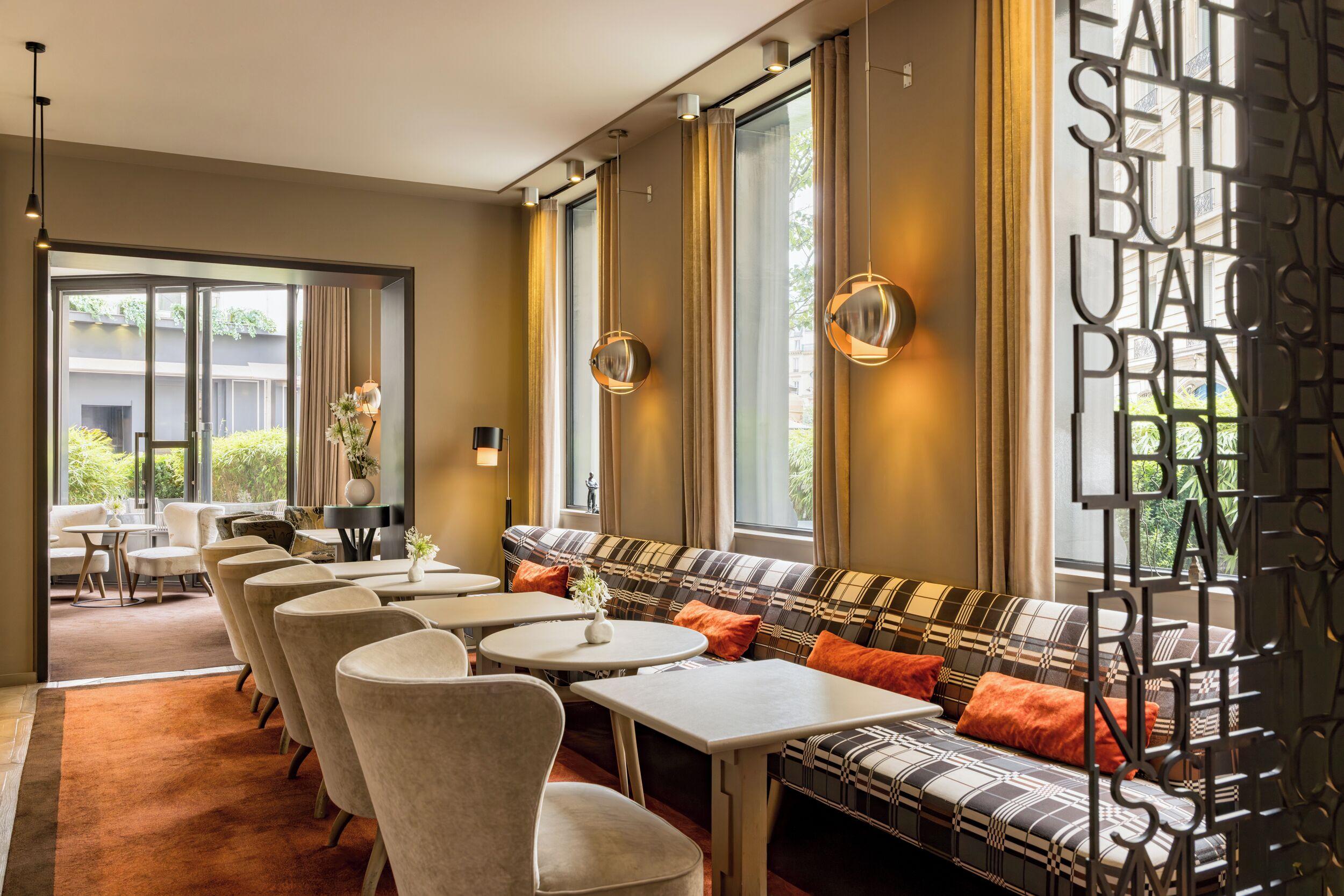 Hotel Le Pavillon Des Lettres 4*